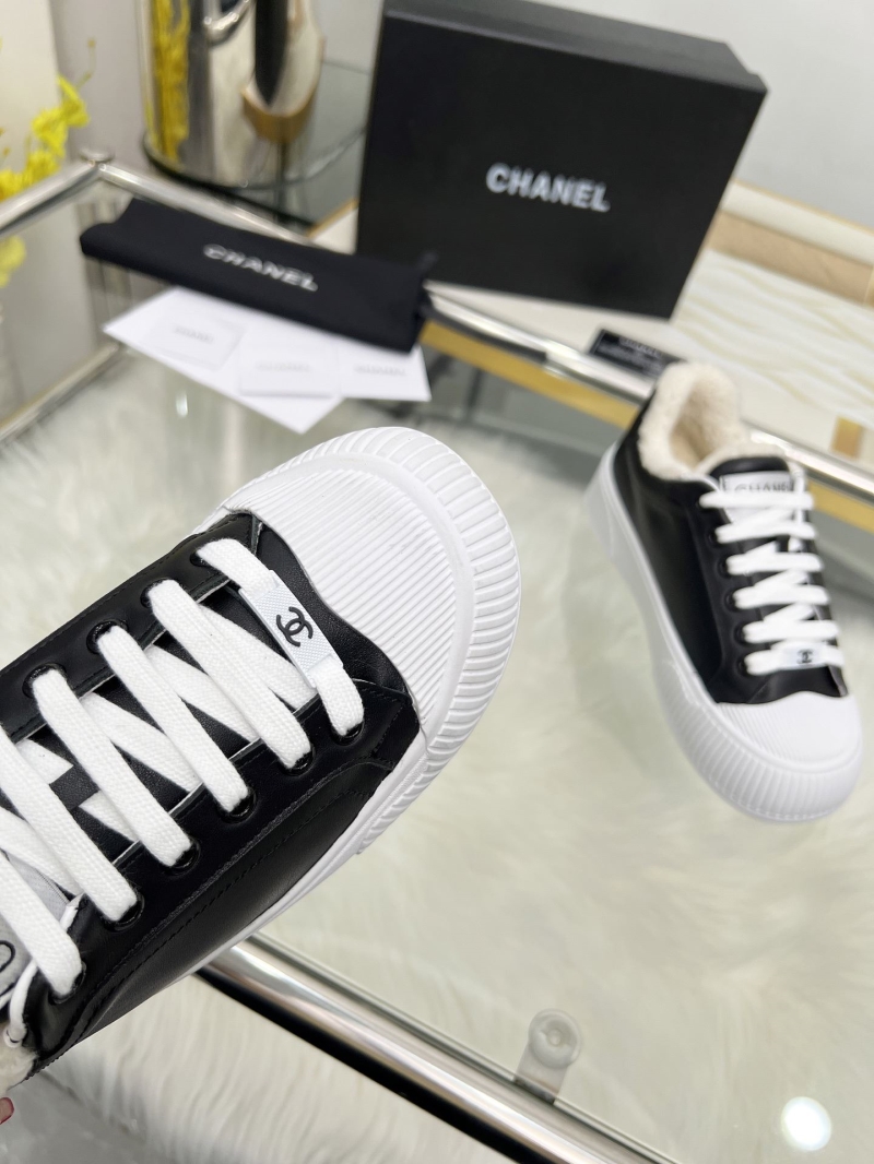Ch**el sport shoes